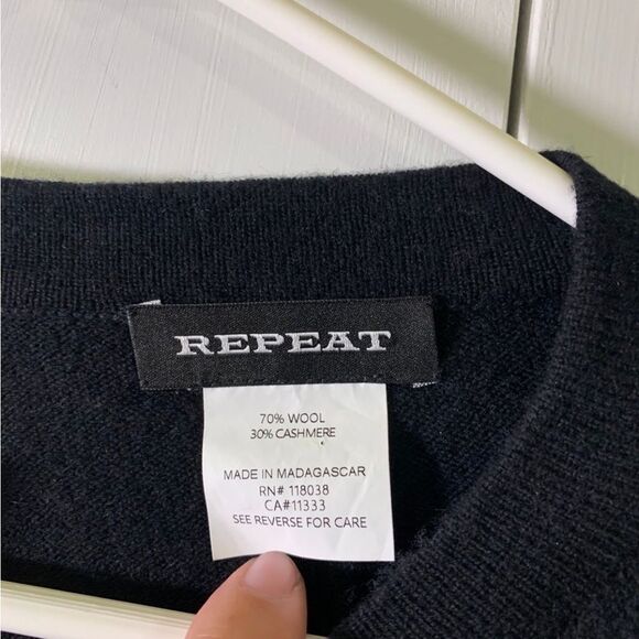 Repeat Cashmere One Size Black and Grey Poncho - Picture 5 of 7